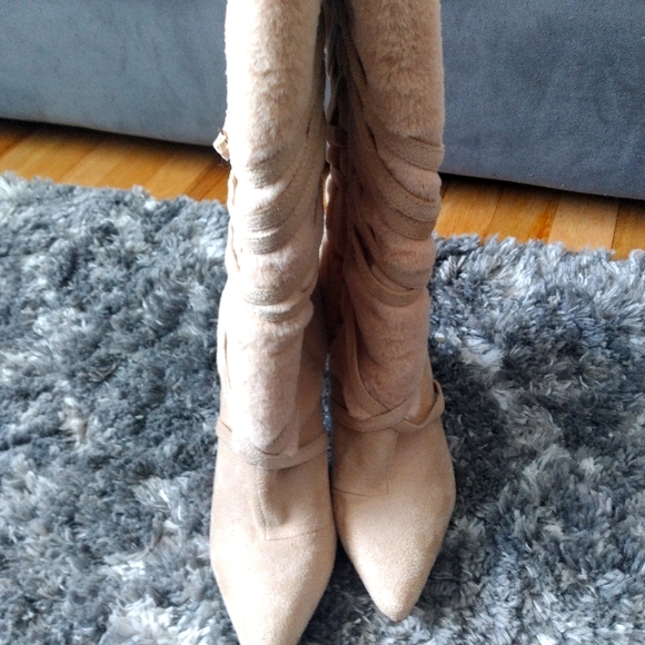 Faux fur heel boots - Picture 4 of 12